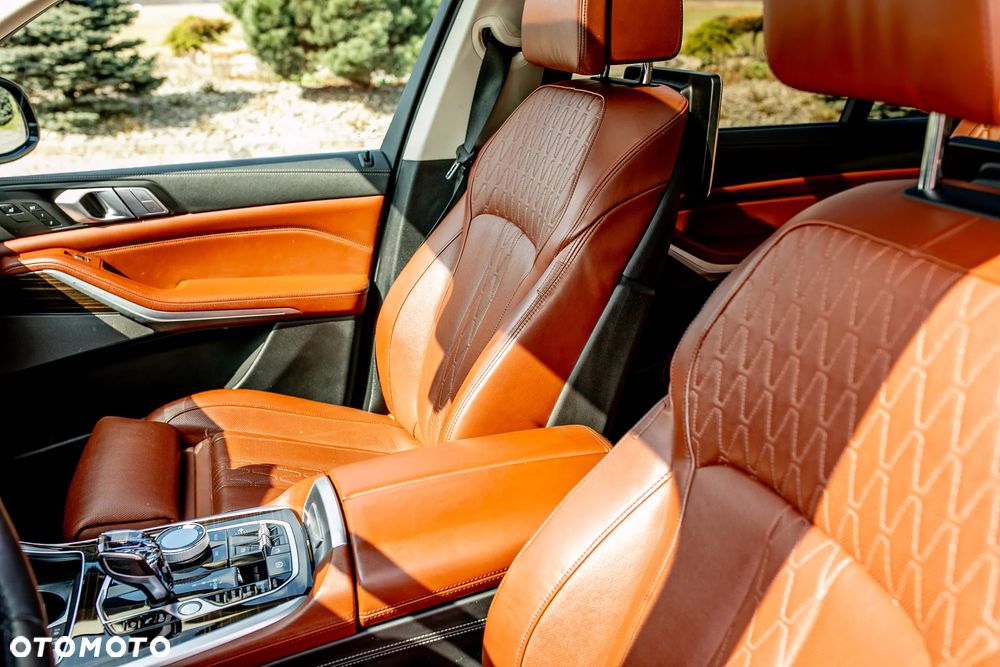 BMW X7 xDrive30d - 14