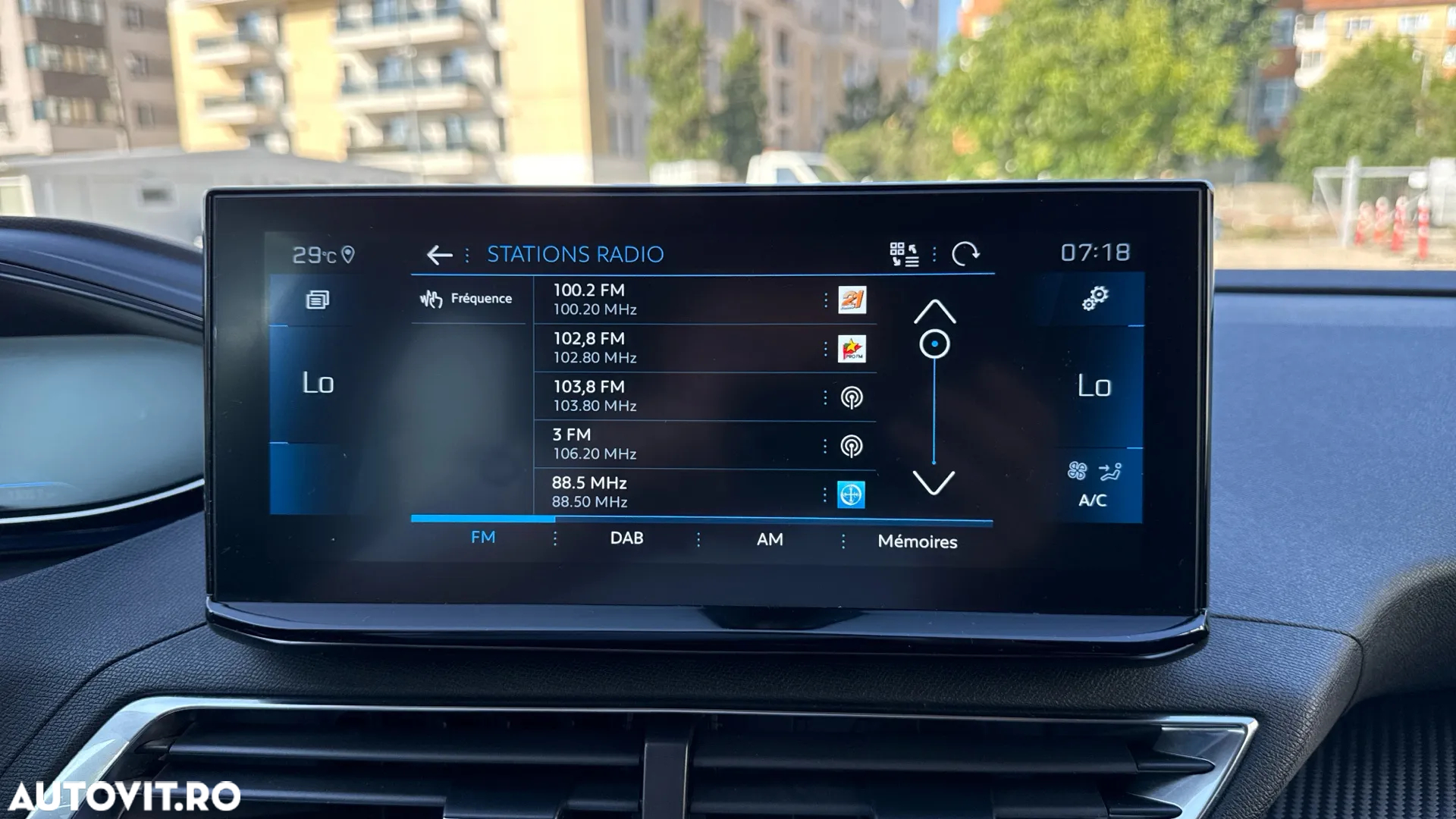 Peugeot 3008 1.2 PureTech 130 EAT8 Allure Pack - 9