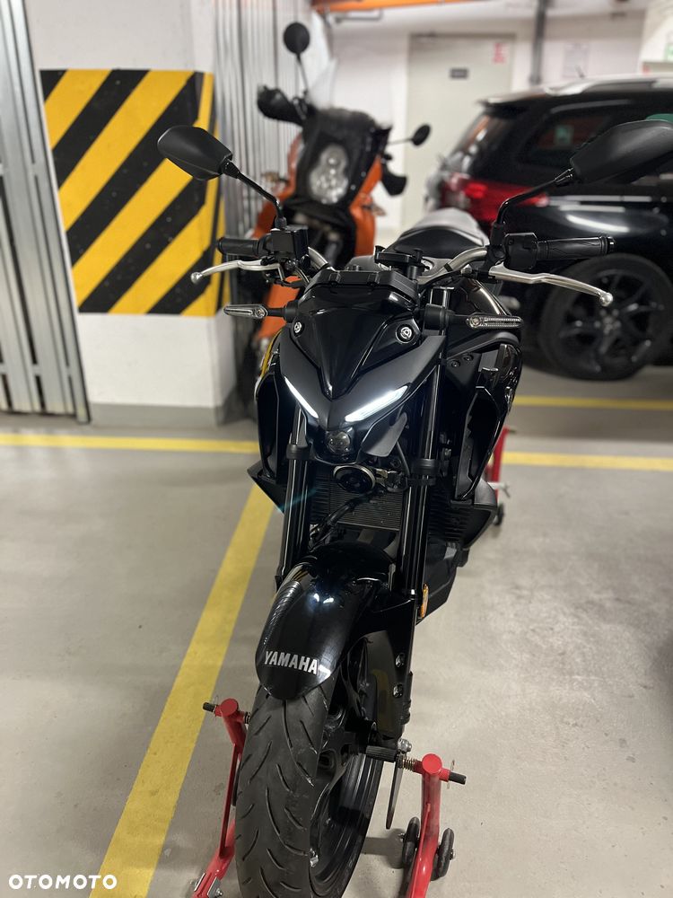 Yamaha MT - 2