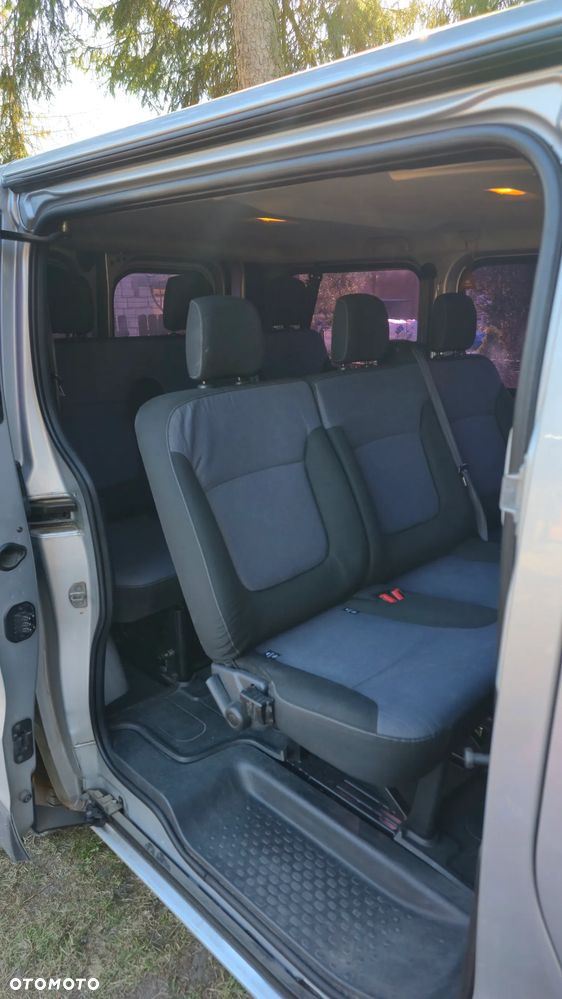 Opel Vivaro - 12