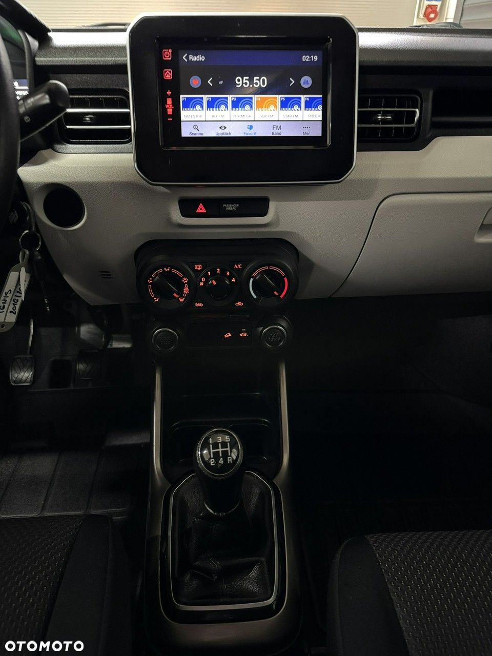 Suzuki Ignis - 23
