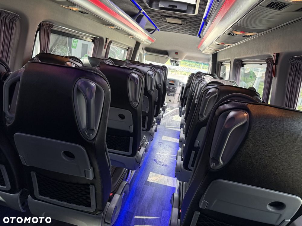 Mercedes-Benz Sprinter 519 3.0 V6 24 miejsca turystyczny - 28