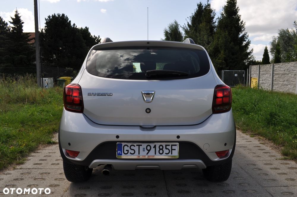 Dacia Sandero 0.9 TCe SL Celebration S&S EU6 - 7