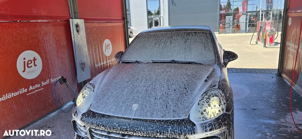 Porsche Cayenne 3.0 L - 5