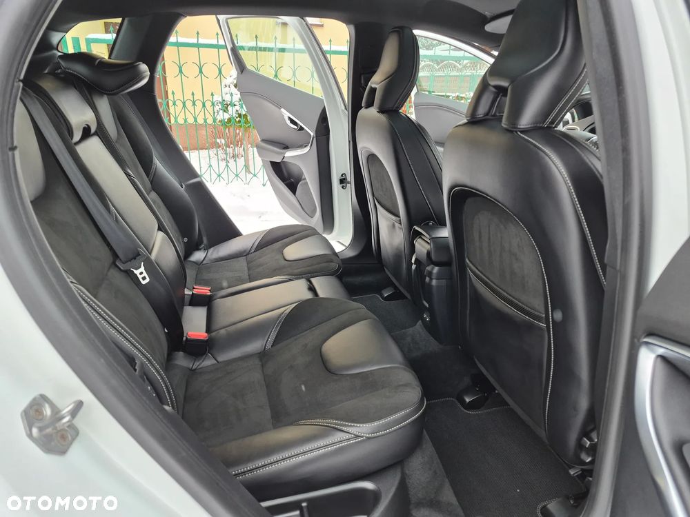 Volvo V40 D4 RDesign - 29