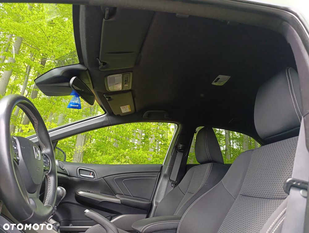 Honda Civic 1.8 Sport (Honda Connect+) - 18