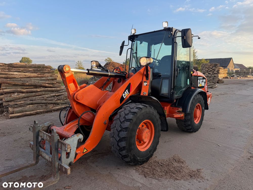 Caterpillar 906H2 - 1