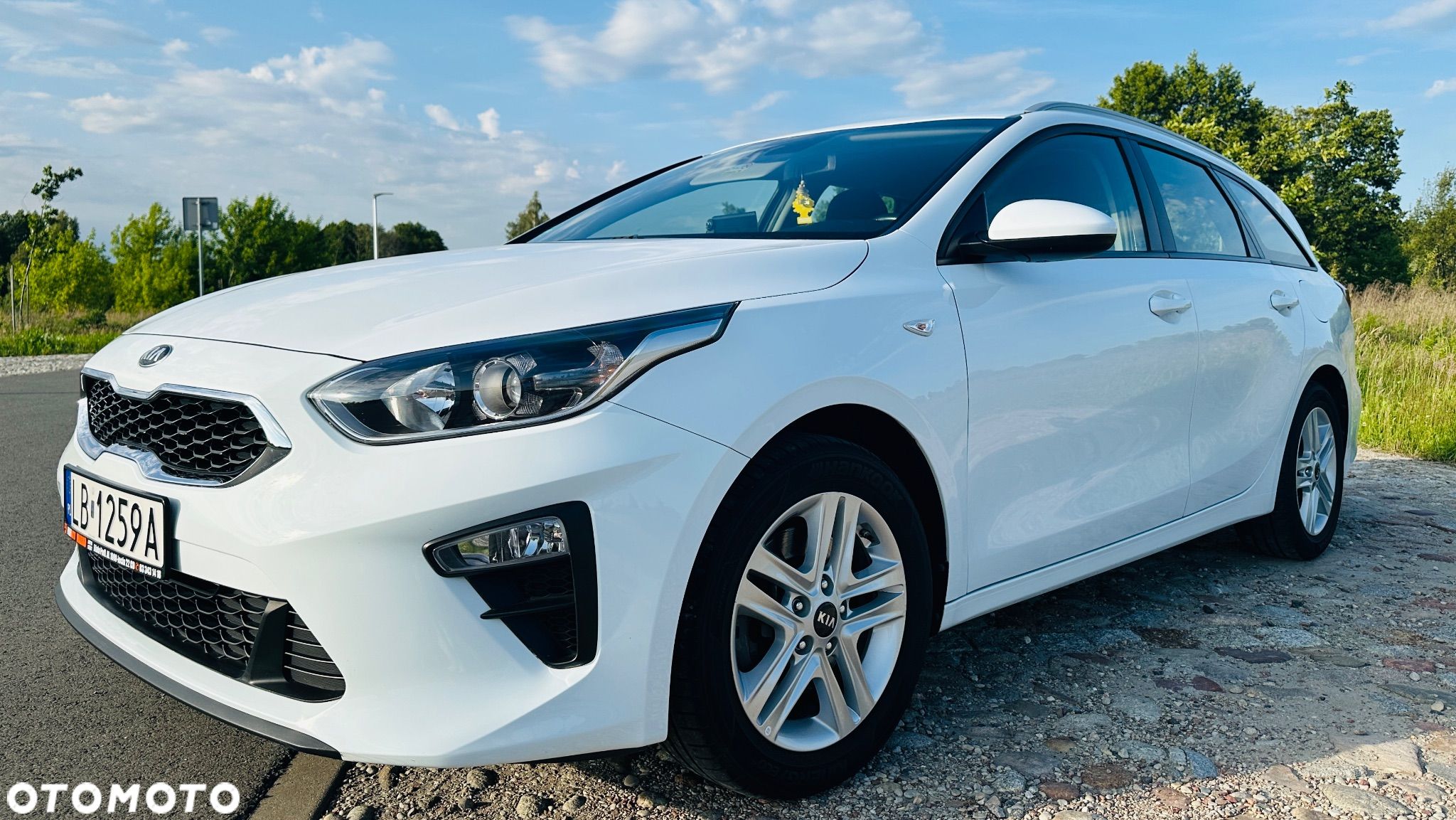 Kia Ceed 1.4 CVVT SW Attract - 1