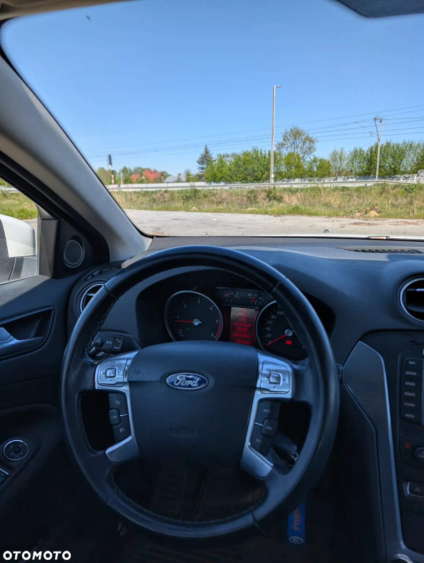 Ford Mondeo - 10