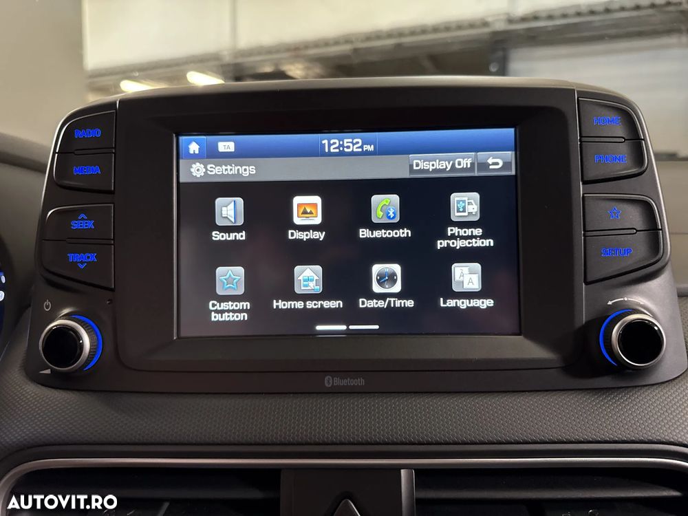 Hyundai KONA - 22