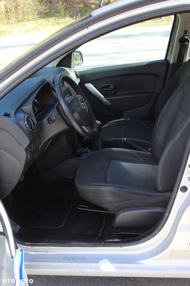 Dacia Logan 1.2 16V Ambiance - 13