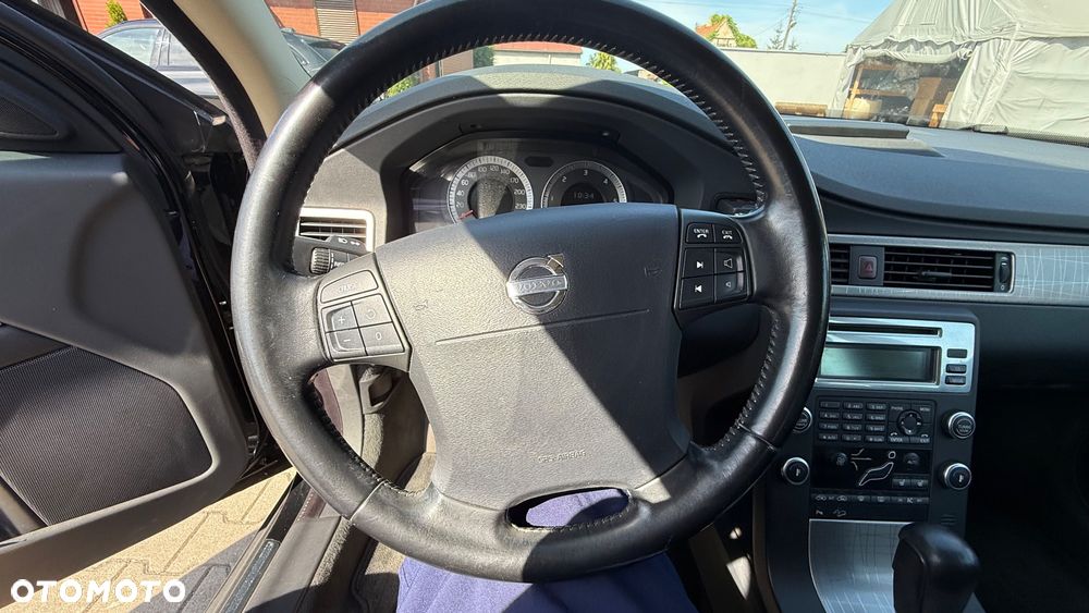 Volvo XC 70 D5 AWD Momentum - 14
