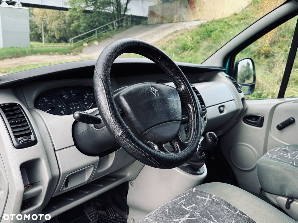 Renault Trafic 1.9 dCi Passenger Expression - 20