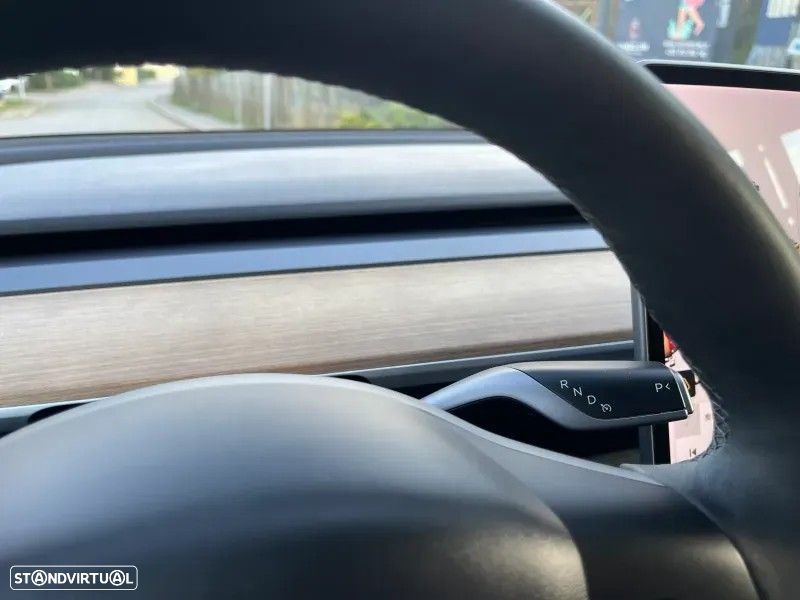 Tesla Model 3 Standard Range Plus RWD - 18