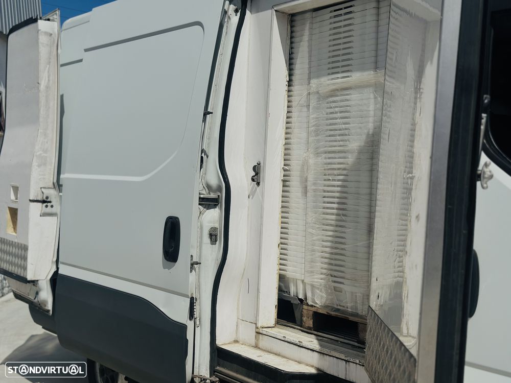 Iveco Daily 2.3 35S14D 3450 - 26