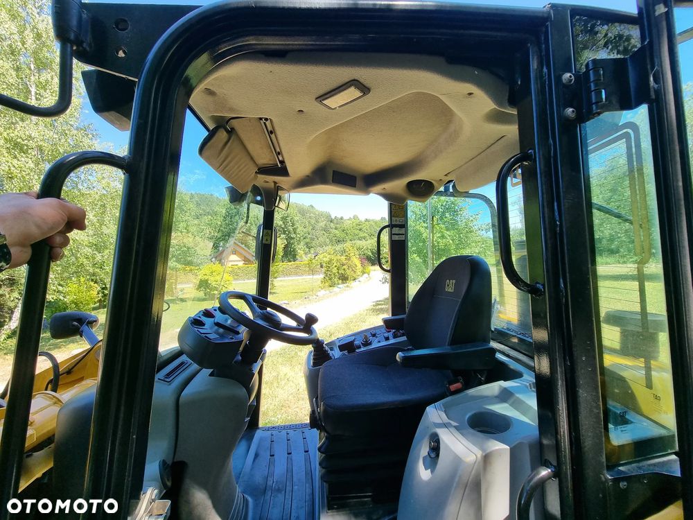 Caterpillar 906H2 Ładowarka Kołowa czołowa jak nowa z Norwegii 5,6t  2016r Serwisowana w Dekra - 36