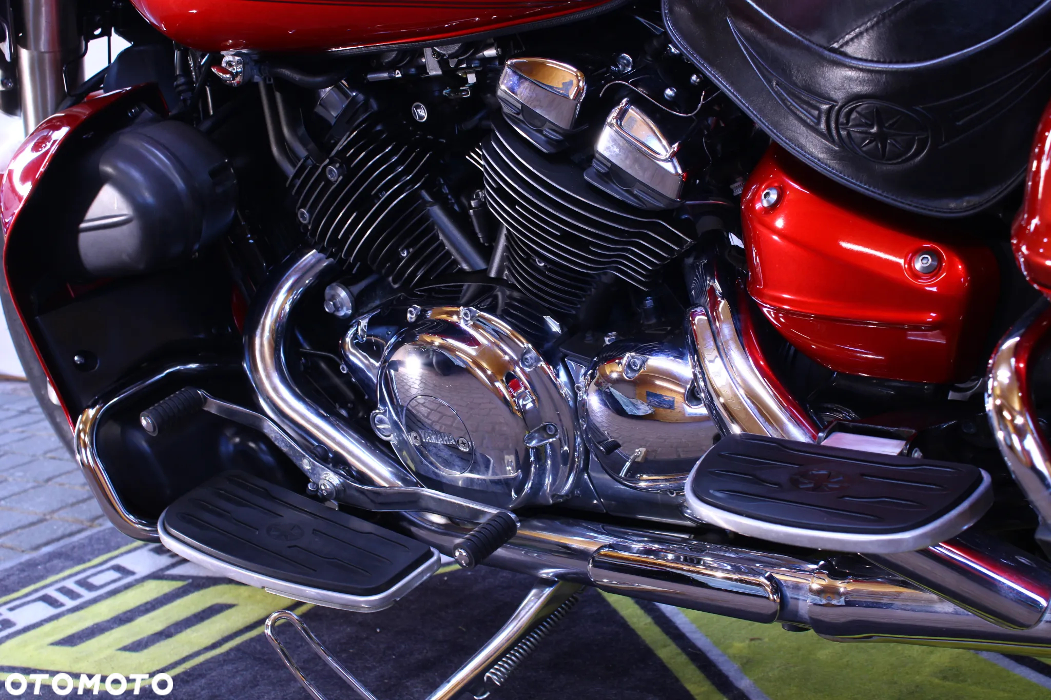 Yamaha XVZ - 12