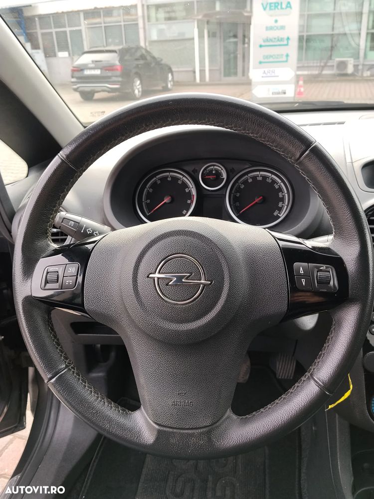 Opel Corsa 1.4 16V Color Elegance - 13