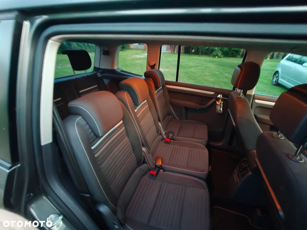 Volkswagen Touran - 6
