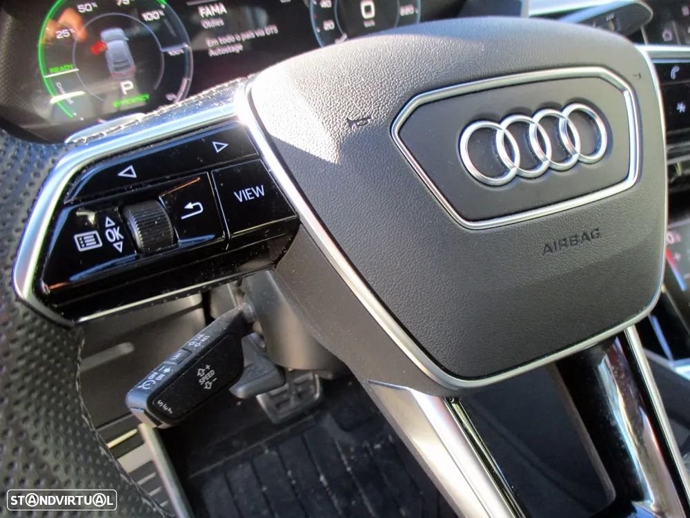 Audi Q8 e-Tron Sportback 50 quattro S line - 9