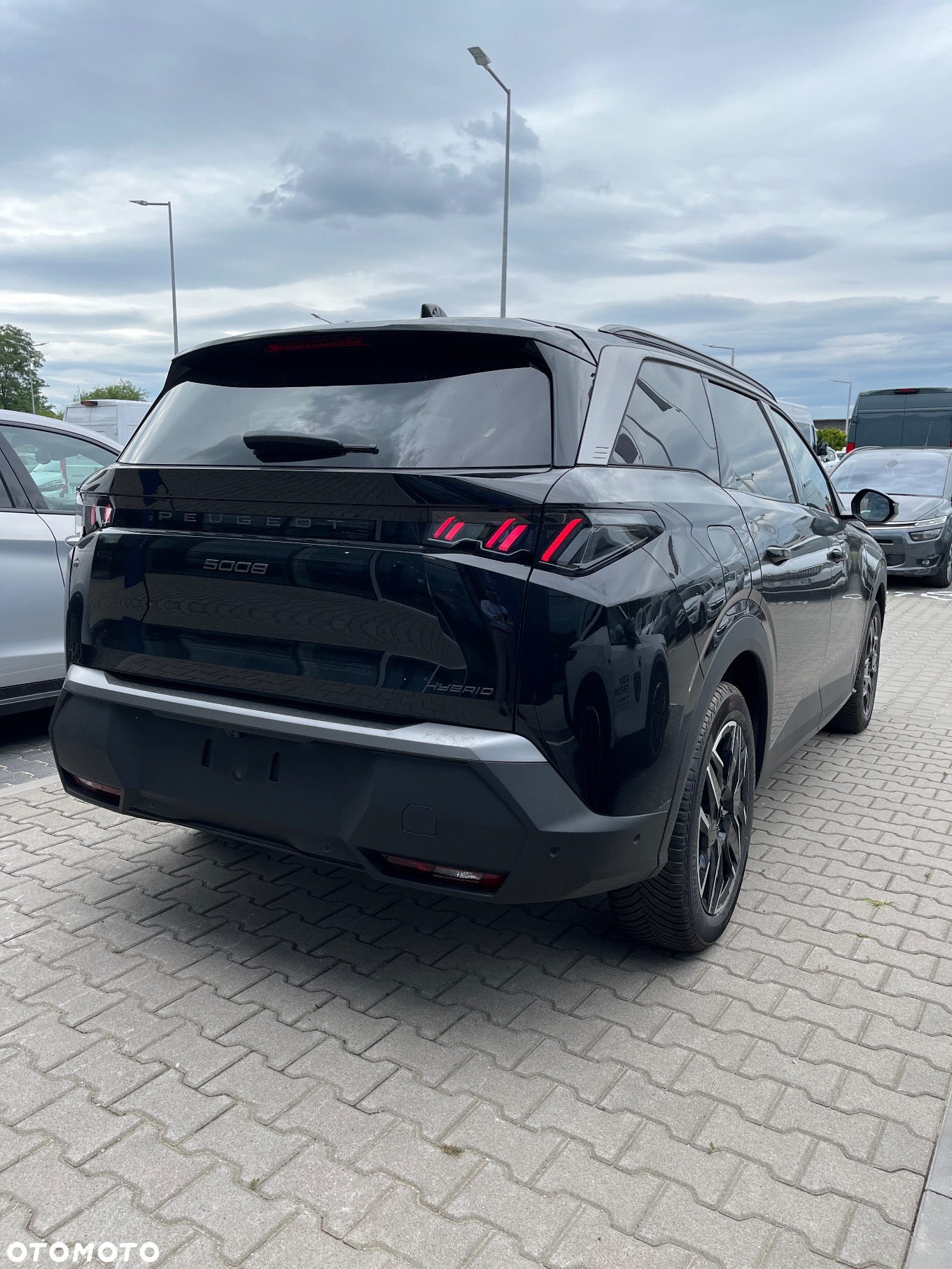 Peugeot 5008 1.2 PureTech mHEV Allure S&S e-DCS6 - 4