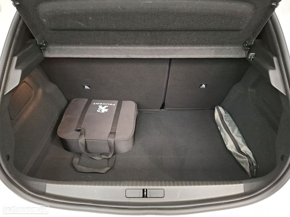 Peugeot e-208 50 kWh GT - 7