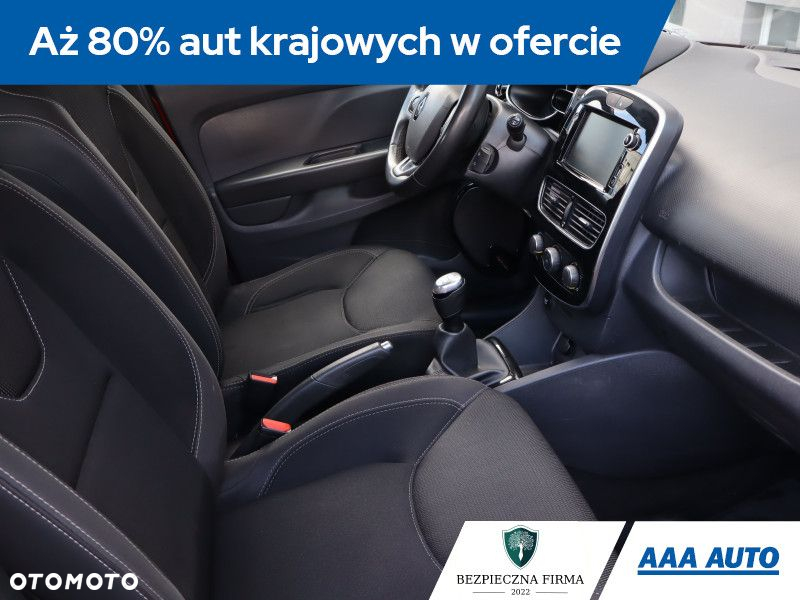 Renault Clio - 10