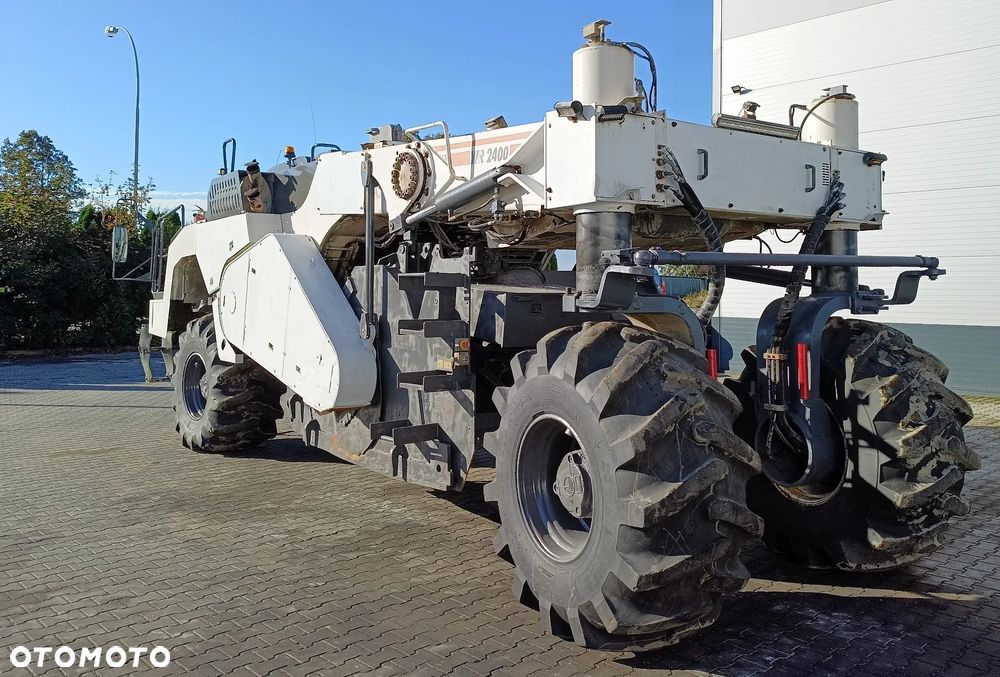 Wirtgen WR2400 - 6