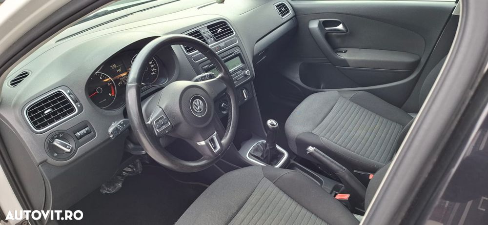 Volkswagen Polo - 15