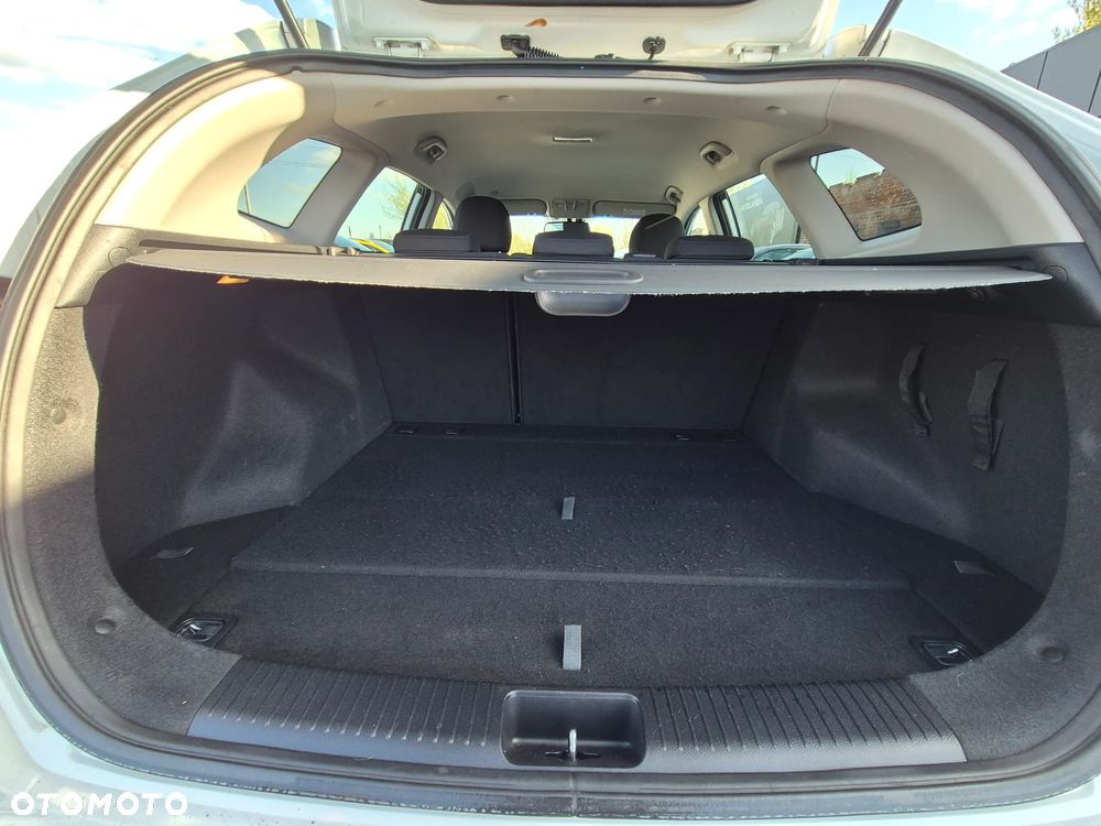 Kia Ceed 1.6 CRDi 128 Platinum Edition - 28