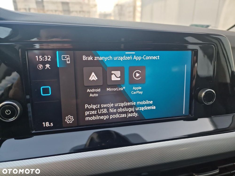 Volkswagen Golf 1.0 TSI - 22