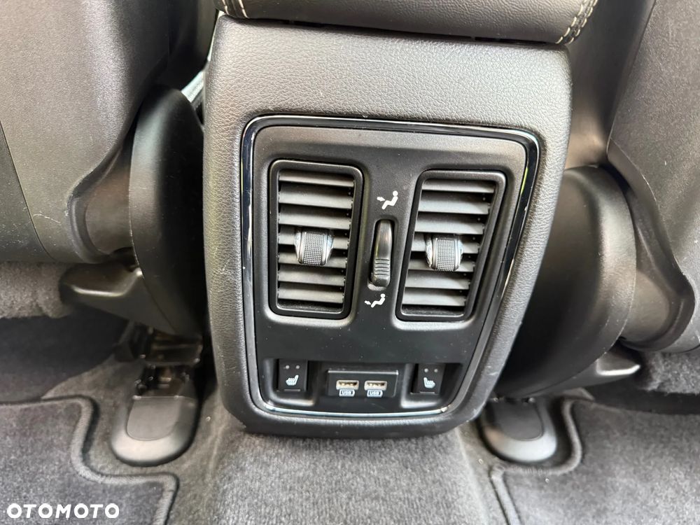 Jeep Grand Cherokee 6.4 V8 SRT8 - 6