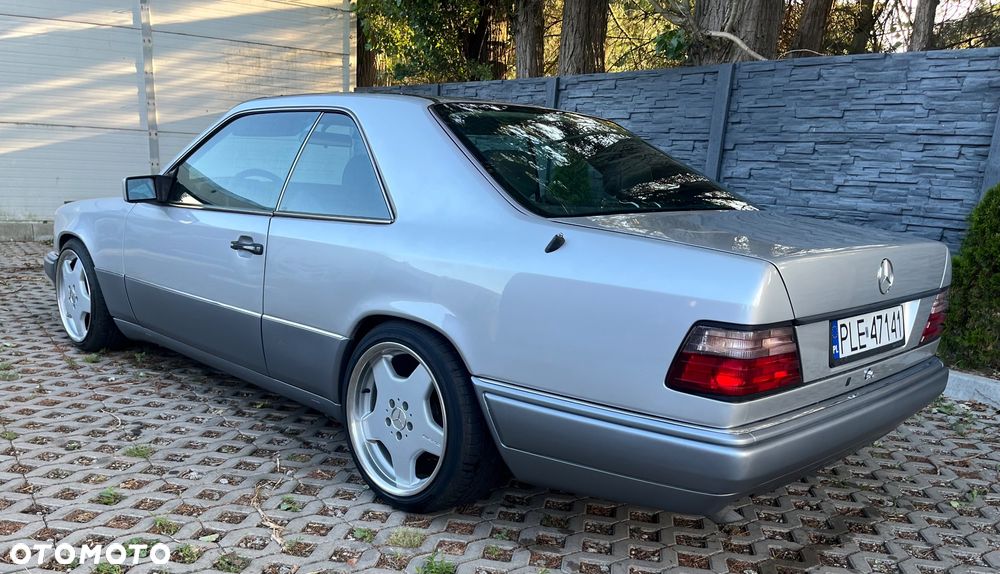 Mercedes-Benz Klasa E - 3