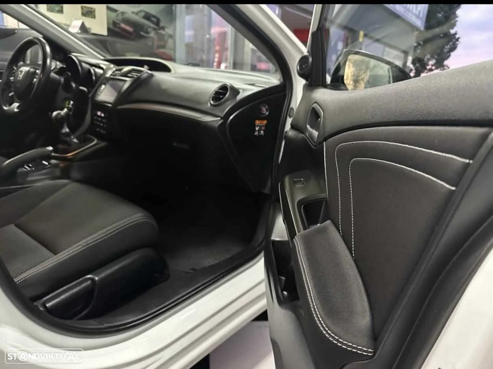 Honda Civic 1.6 i-DTEC Elegance Connect Navi+ADAS - 7