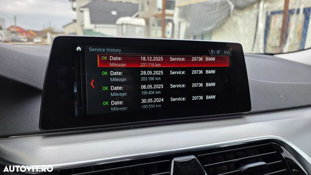 BMW Seria 5 520d Aut. Sport Line - 7