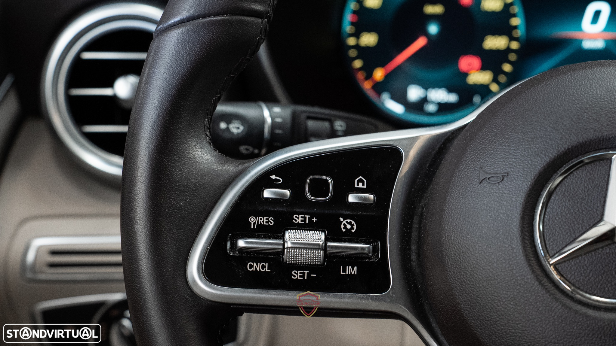 Mercedes-Benz GLC 200 d 4Matic 9G-TRONIC - 27