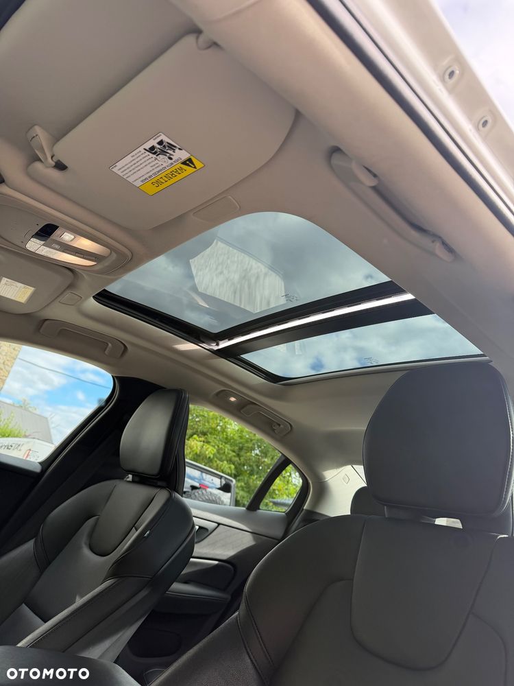 Volvo S60 - 16