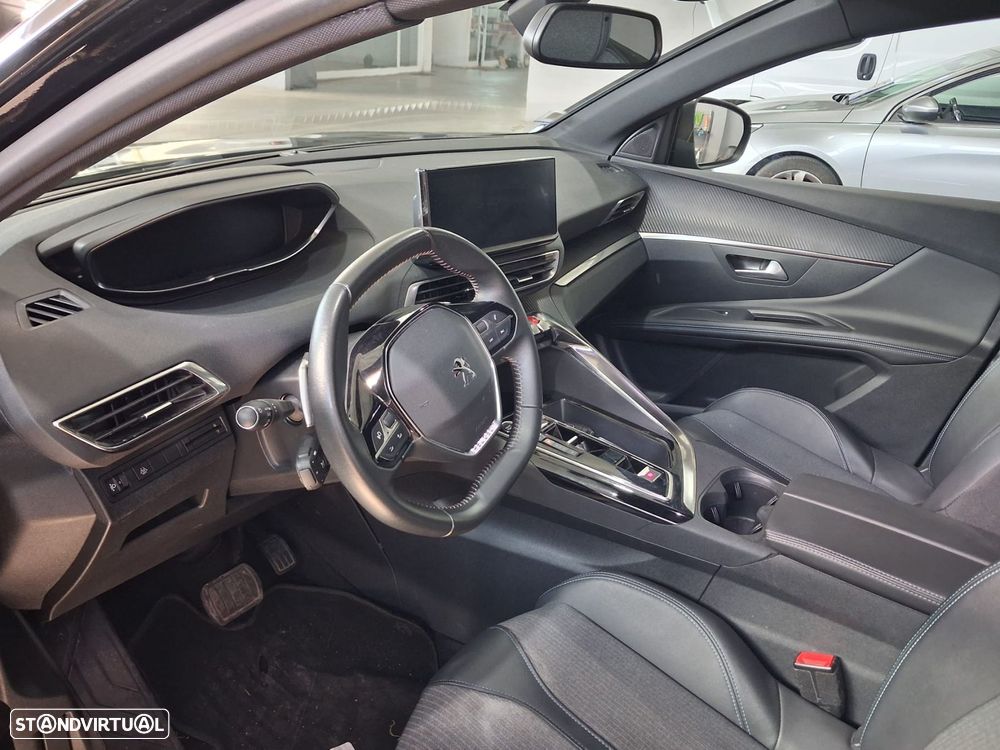 Peugeot 3008 1.2 PureTech Allure Pack EAT8 - 8