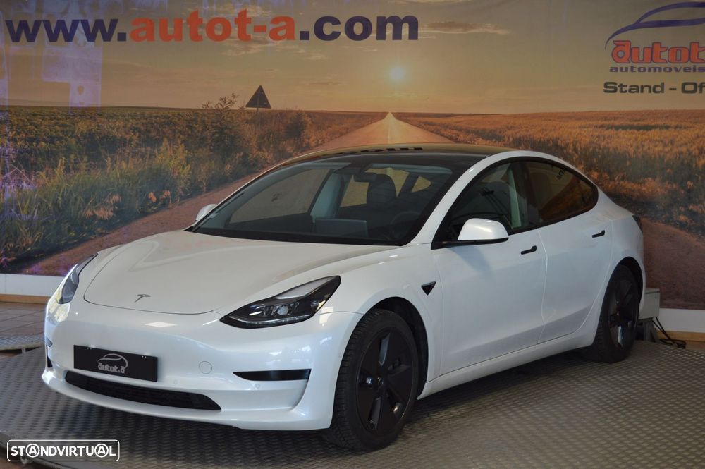 Tesla Model 3 Standard Range Plus RWD - 1