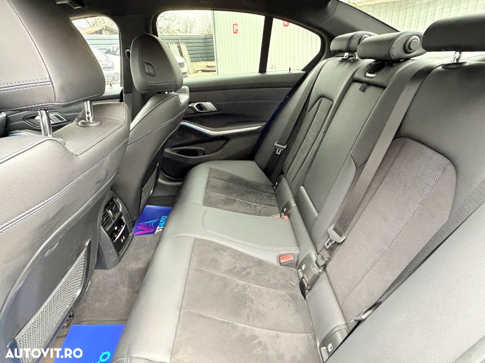 BMW Seria 3 320d xDrive AT MHEV - 23