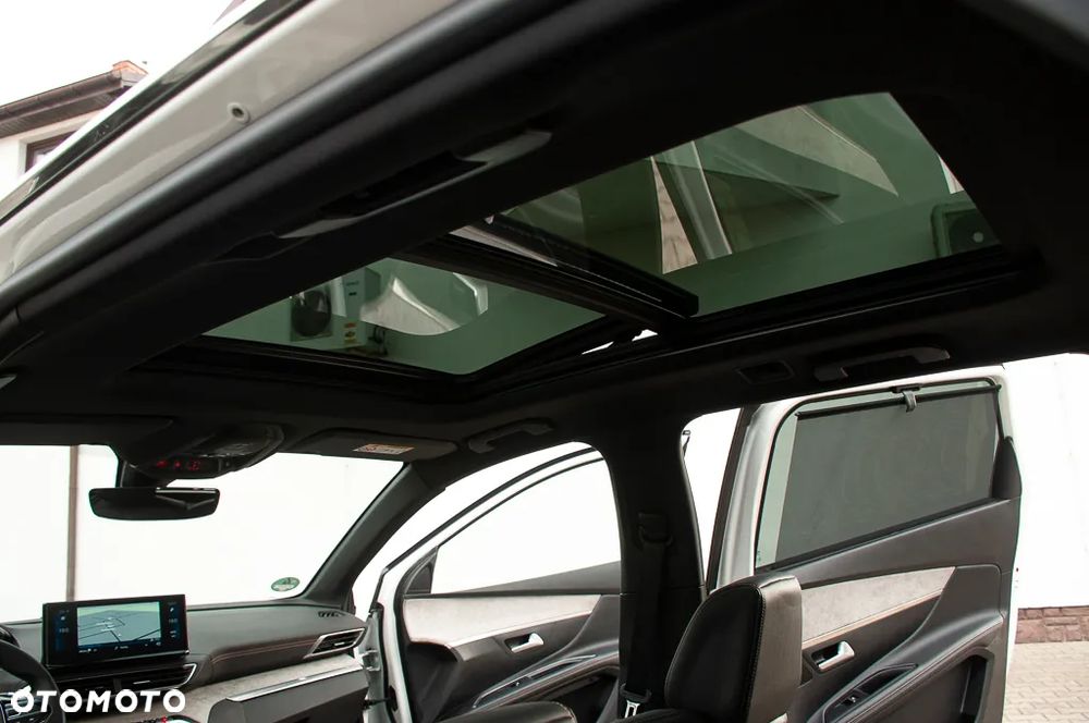 Peugeot 5008 BlueHDi 180 EAT8 GT Pack - 32
