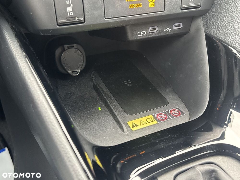 Toyota Yaris Hybrid 1.5 Style - 29