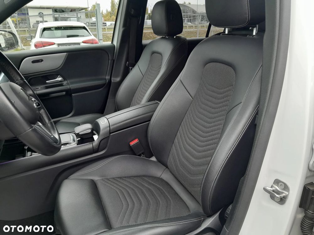 Mercedes-Benz GLB 200 4Matic 8G-DCT Progressive - 10