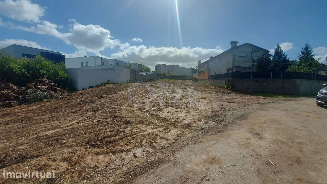 Terreno urbano à venda em Mozelos Santa Maria da Feira - Grande imagem: 4/6