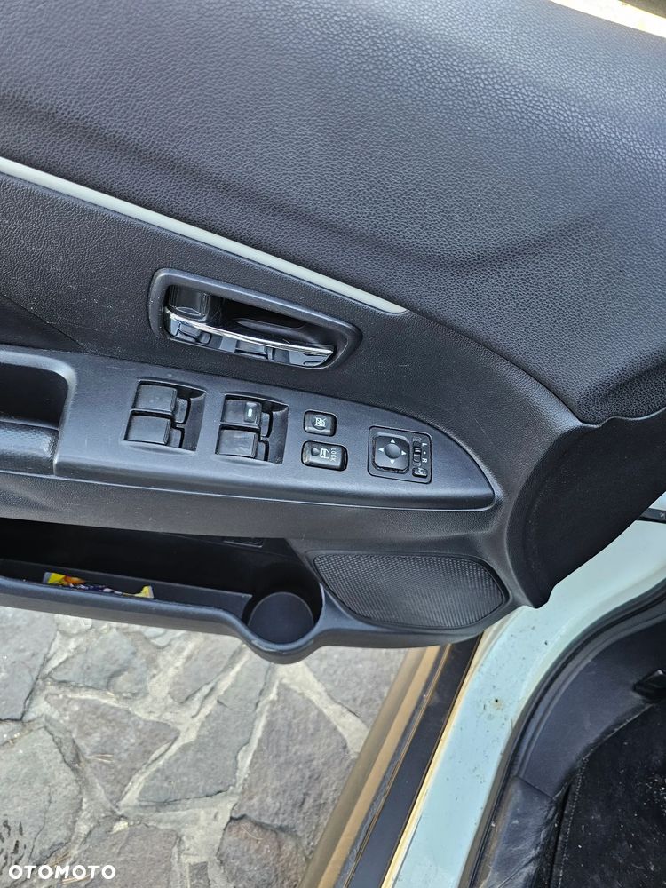 Mitsubishi ASX 1.8 DID Instyle NAVI 4WD AS&G - 16