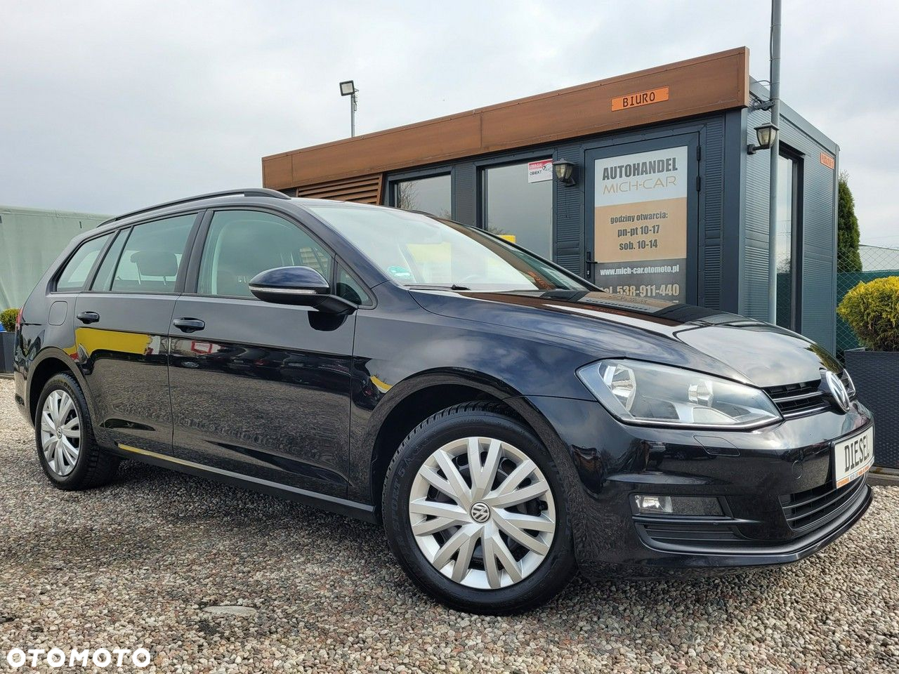 Volkswagen Golf - 11