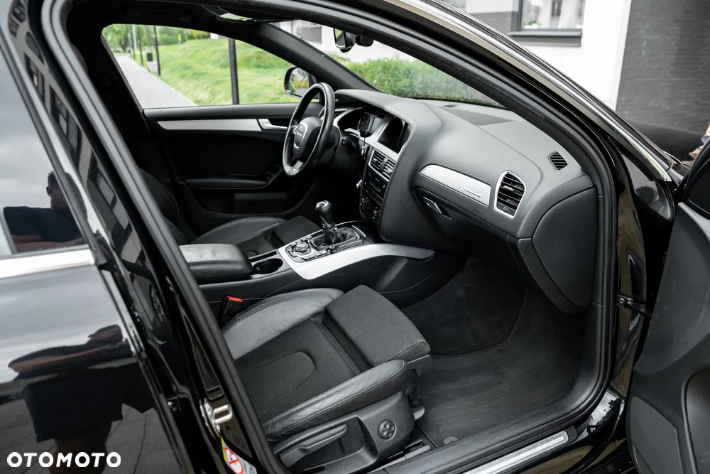 Audi A4 Avant 3.0 TDI DPF quattro S line Sportpaket (plus) - 11
