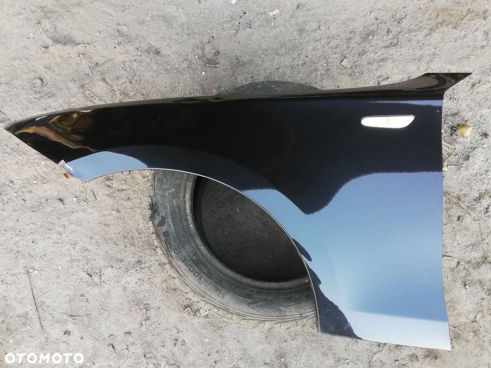 BŁOTNIK LEWY PRZÓD PRZEDNI BMW 1 E81 E82 E87 E88 Black SAPPHIRE - 1