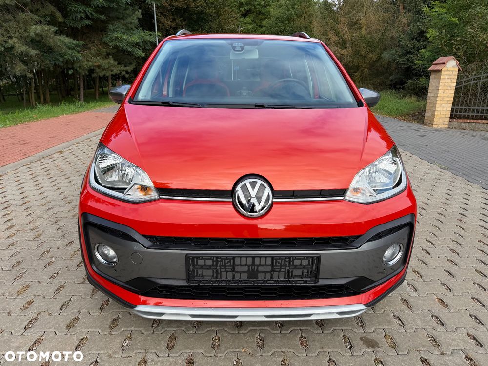 Volkswagen up! cross - 8
