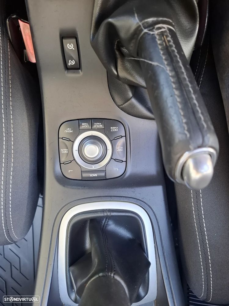 Renault Mégane 1.5 dCi Confort - 8